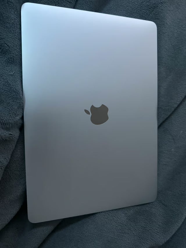 MacBook semi-novo